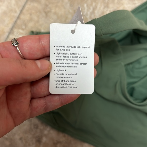 NWT Lululemon Nulu wrap-front long line sports bra cross cross straps green 14 - Picture 8 of 11
